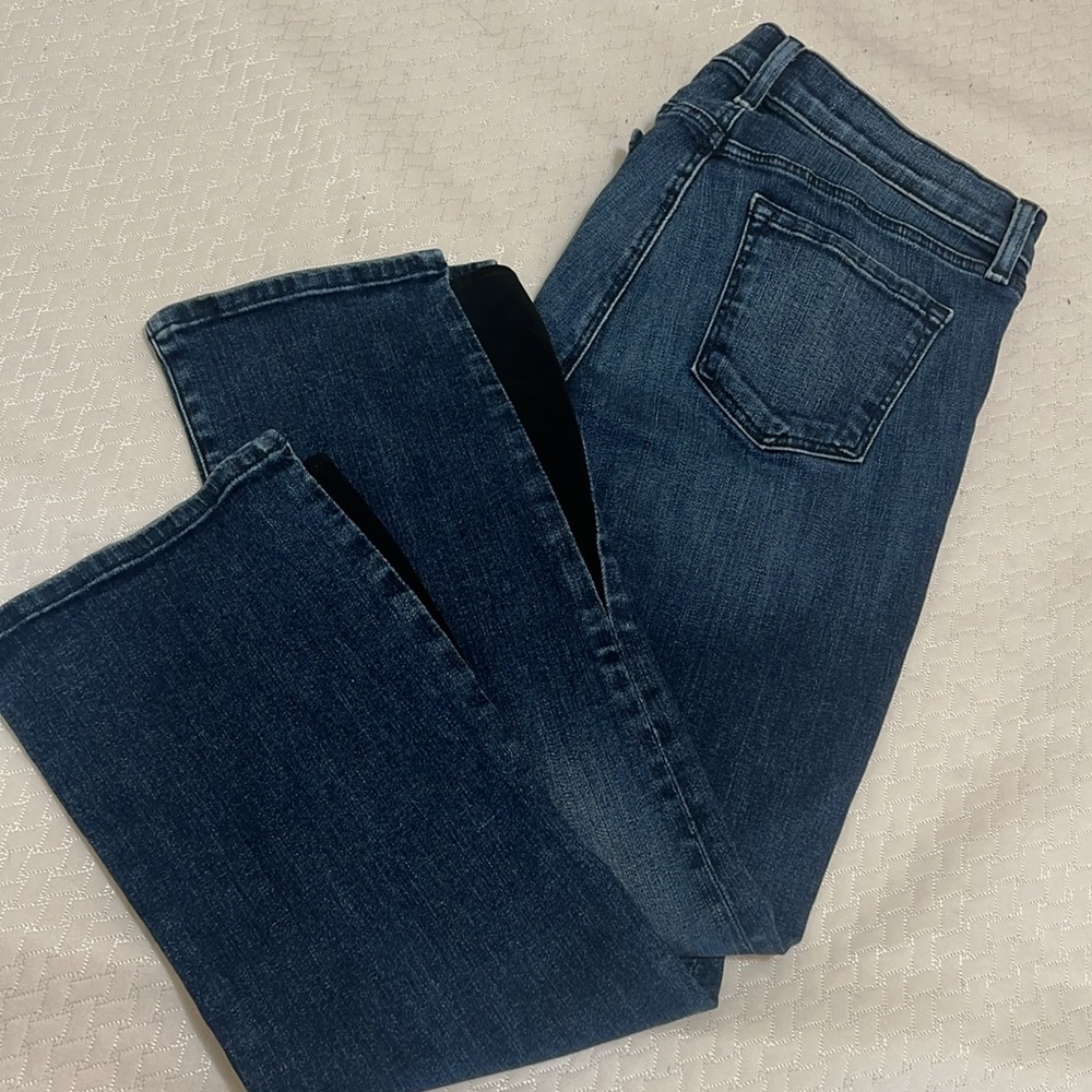 J Brand Selena Crop Jean with black suede-like Hem detail Women’s Size 27